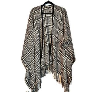 Harold’s 100% Wool Plaid Wrap Shawl Black White Tassel Shrug Poncho Open Top